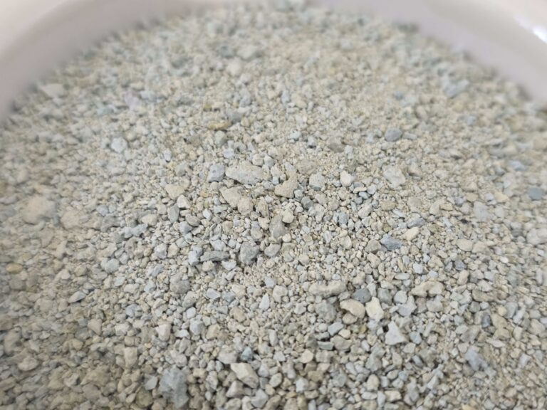 Bentonite for Animal Feed