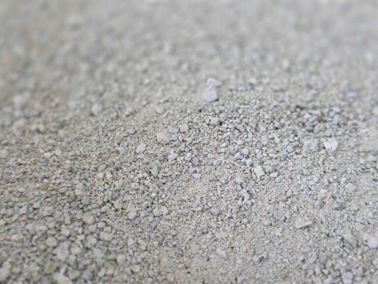 Бентонит для наполнителя кошачьего туалета